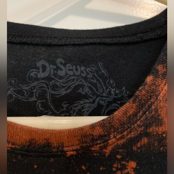 Dr Seuss Cat in the Hat T-shirt - Picture 2 of 4